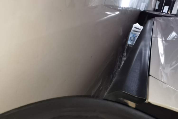 Used Ford Focus 2018 Hatchback Classic 1.6L Automatic Comfort Plus SmartDrive Edition Left Side Sill