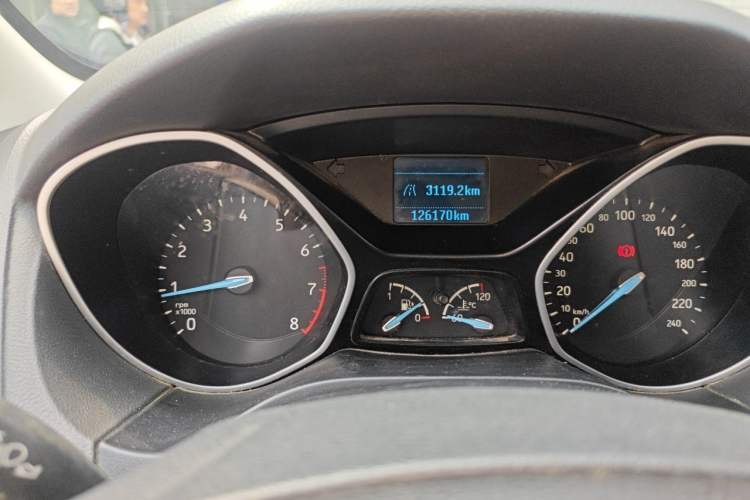 Used Ford Focus 2018 Sedan Classic 1.6L Manual Comfort Plus SmartDrive Edition Odometer Close Up