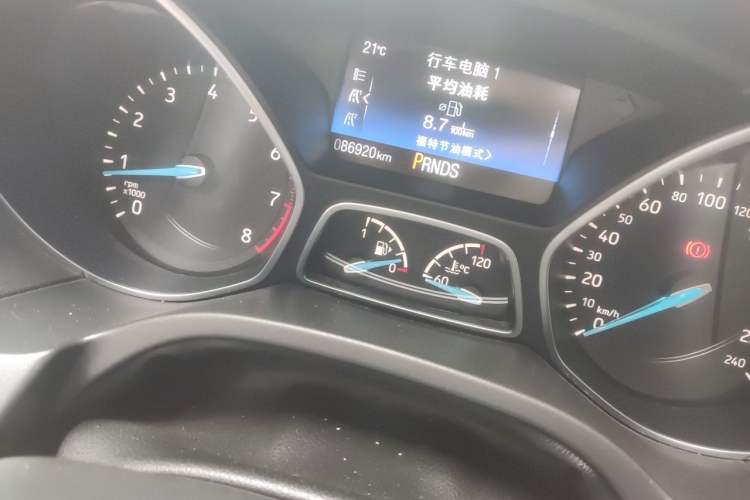 Used Ford Focus 2018 Hatchback Classic EcoBoost 180 Automatic Elite Model Odometer Close Up