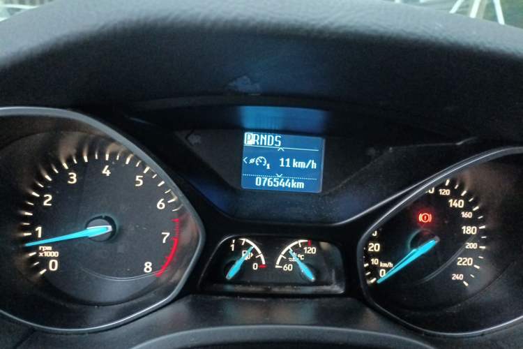Used Ford Focus 2018 Hatchback Classic 1.6L Automatic Trendy SmartDrive Edition Odometer Close Up