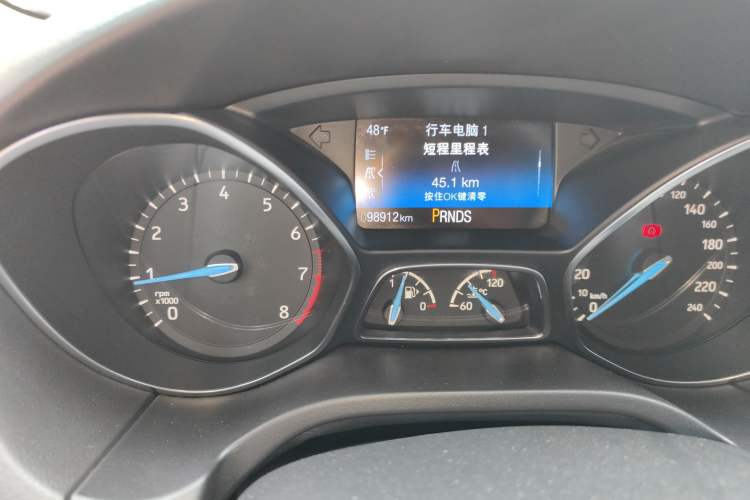 Used Ford Focus 2018 Hatchback Classic EcoBoost 180 Automatic Elite Model Odometer Close Up