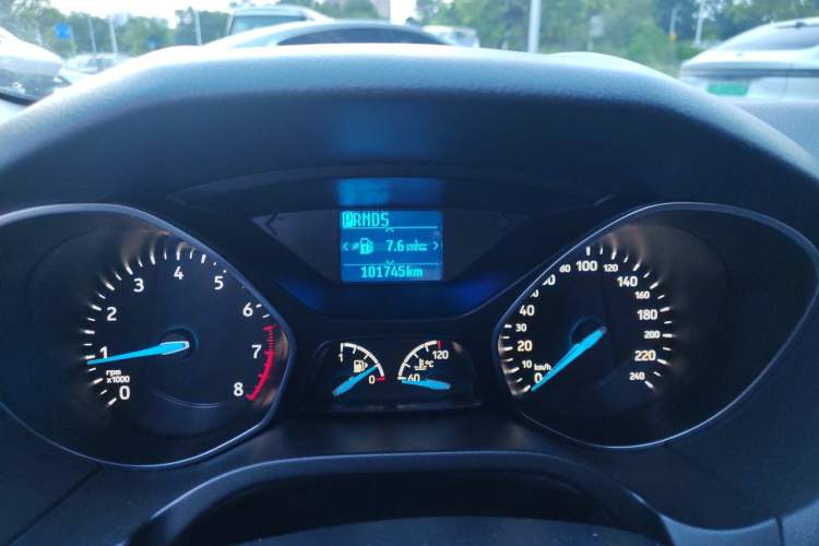 Used Ford Focus 2018 Hatchback Classic 1.6L Automatic Trendy SmartDrive Edition Odometer Close Up