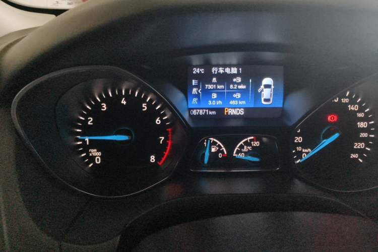 Used Ford Focus 2018 Hatchback Classic EcoBoost 180 Automatic Sport Edition Odometer Close Up