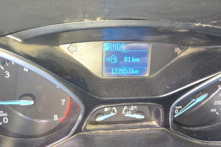 Used Ford Focus 2018 Hatchback Classic 1.6L Automatic Trendy SmartDrive Edition Odometer Close Up