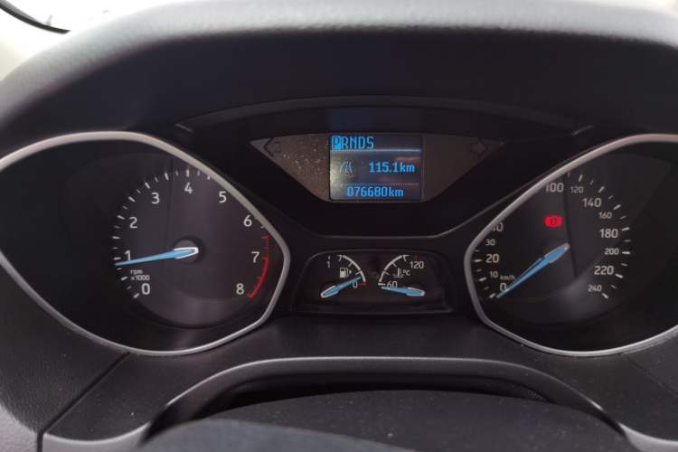 Used Ford Focus 2018 Hatchback Classic 1.6L Automatic Comfort Plus SmartDrive Edition Odometer Close Up