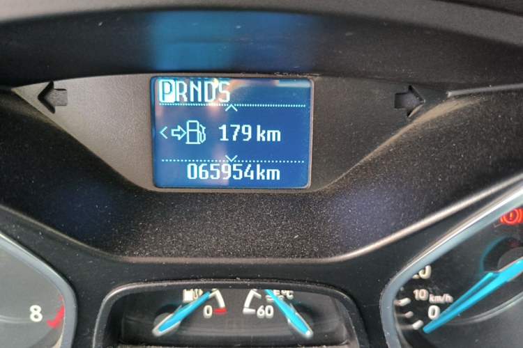 Used Ford Focus 2018 Hatchback Classic 1.6L Automatic Trendy SmartDrive Edition Odometer Close Up