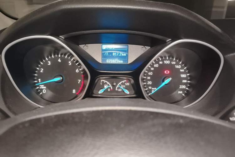 Used Ford Focus 2018 Hatchback Classic 1.6L Automatic Comfort Plus SmartDrive Edition Odometer Close Up