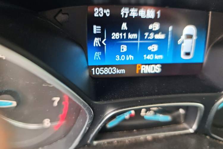 Used Ford Focus 2018 Hatchback Classic EcoBoost 180 Automatic Elite Model Odometer Close Up