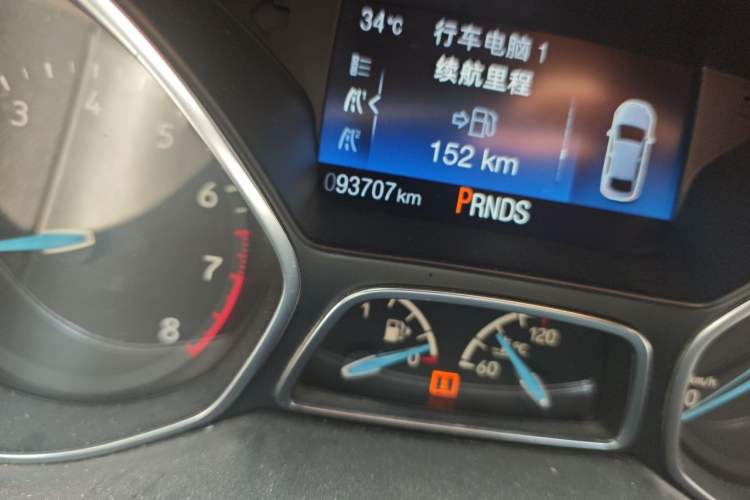 Used Ford Focus 2018 Hatchback Classic EcoBoost 180 Automatic Elite Model Odometer Close Up