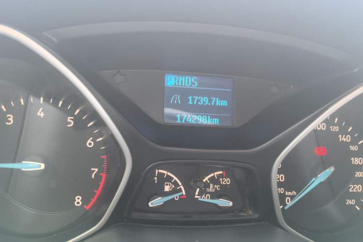Used Ford Focus 2018 Hatchback Classic 1.6L Automatic Comfort Plus SmartDrive Edition Odometer Close Up