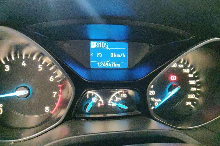 Used Ford Focus 2018 Hatchback Classic 1.6L Automatic Trendy SmartDrive Edition Odometer Close Up