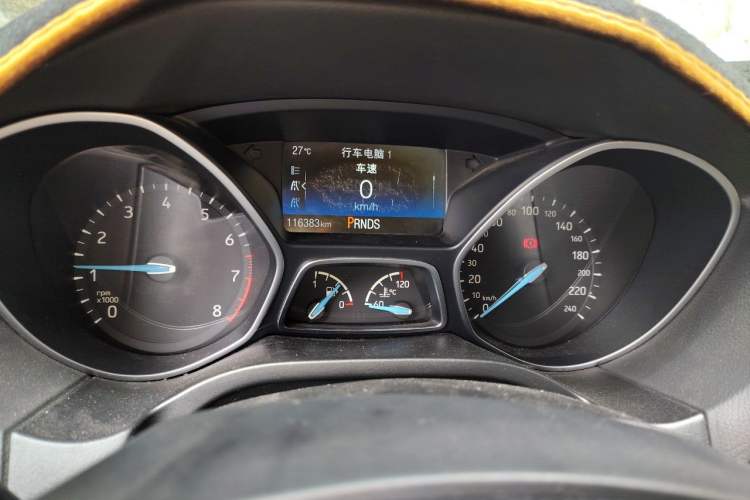 Used Ford Focus 2018 Sedan Classic EcoBoost 180 Automatic Elite Model Odometer Close Up