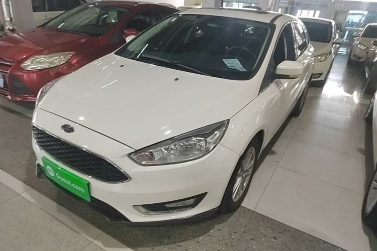 Used Ford Focus 2018 Hatchback Classic EcoBoost 180 Automatic Elite Model Guazi used car, China used car export, Used car for sale, Used Ford cars, Cheapest cars for sale