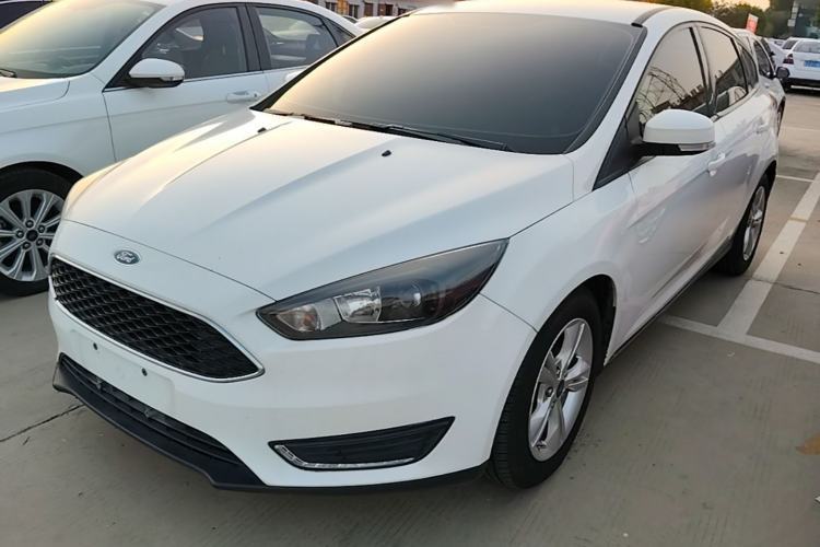 Used Ford Focus 2018 Hatchback Classic 1.6L Automatic Comfort Plus SmartDrive Edition Guazi used car, China used car export, Used car for sale, Used cars, Cheapest cars for sale