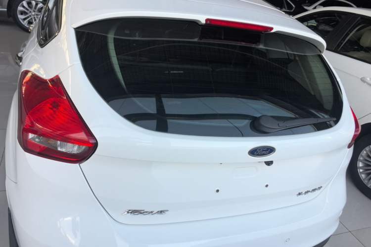 Used Ford Focus 2018 Hatchback Classic 1.6L Automatic Trendy SmartDrive Edition Rear
