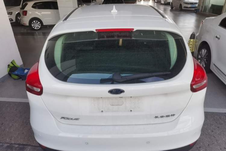 Used Ford Focus 2018 Hatchback Classic 1.6L Automatic Trendy SmartDrive Edition Rear