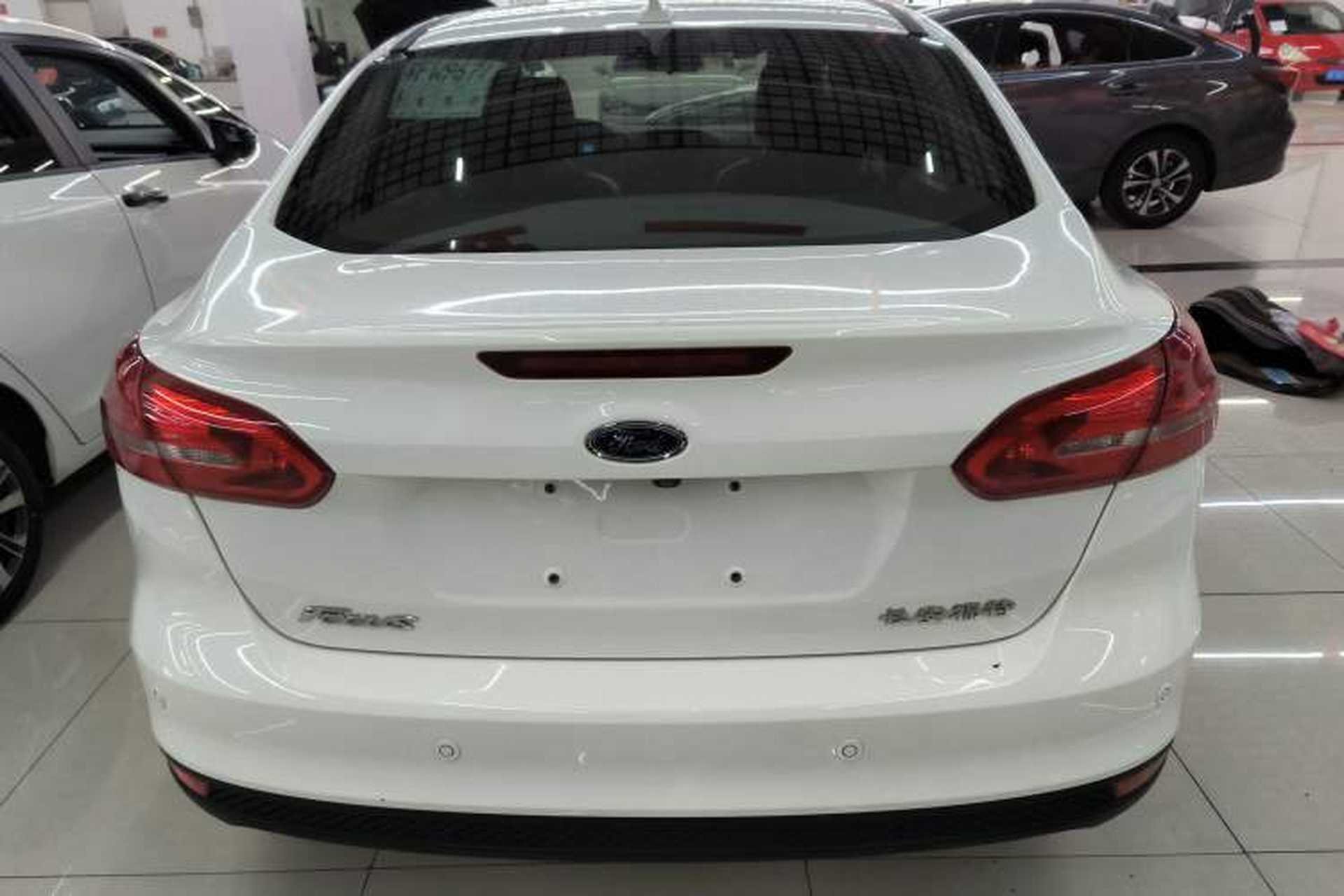 Used Ford Focus 2018 Sedan Classic 1.6L Automatic Trendy SmartDrive Edition Rear