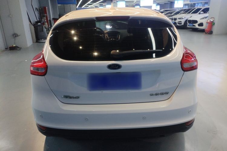 Used Ford Focus 2018 Hatchback Classic 1.6L Automatic Trendy SmartDrive Edition Rear