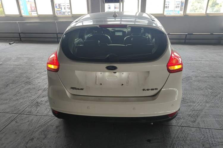 Used Ford Focus 2018 Hatchback Classic 1.6L Automatic Trendy SmartDrive Edition Rear
