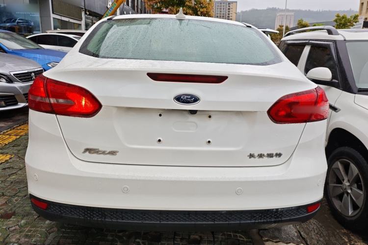 Used Ford Focus 2018 Sedan Classic 1.6L Automatic Trendy SmartDrive Edition Rear