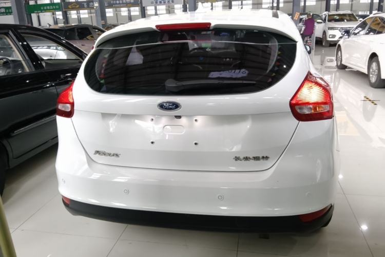 Used Ford Focus 2018 Hatchback Classic 1.6L Automatic Trendy SmartDrive Edition Rear
