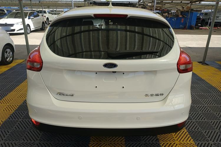 Used Ford Focus 2018 Hatchback Classic 1.6L Automatic Trendy SmartDrive Edition Rear