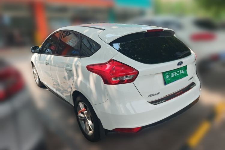 Used Ford Focus 2018 Hatchback Classic 1.6L Automatic Comfort Plus SmartDrive Edition Rear Left 45 Deg