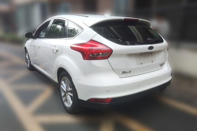 Used Ford Focus 2018 Hatchback Classic EcoBoost 180 Automatic Elite Model Rear Left 45 Deg