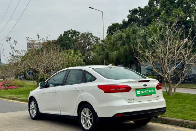 Used Ford Focus 2018 Sedan Classic 1.6L Automatic Trendy SmartDrive Edition Rear Left 45 Deg