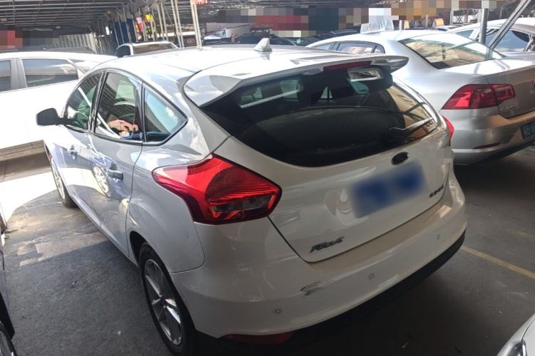 Used Ford Focus 2018 Hatchback Classic 1.6L Automatic Trendy SmartDrive Edition Rear Left 45 Deg