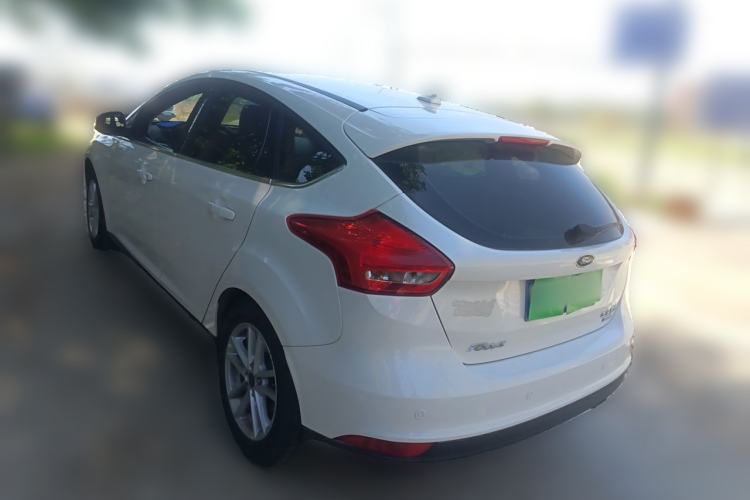 Used Ford Focus 2018 Hatchback Classic EcoBoost 180 Automatic Elite Model Rear Left 45 Deg