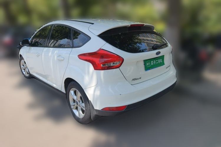 Used Ford Focus 2018 Hatchback Classic 1.6L Automatic Comfort Plus SmartDrive Edition Rear Left 45 Deg