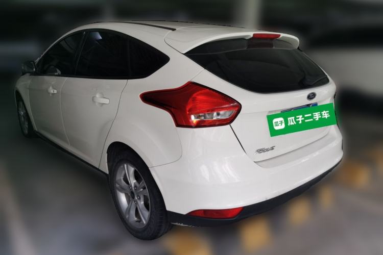 Used Ford Focus 2018 Hatchback Classic 1.6L Automatic Comfort Plus SmartDrive Edition Rear Left 45 Deg