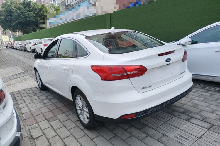 Used Ford Focus 2018 Sedan Classic 1.6L Automatic Trendy SmartDrive Edition Rear Left 45 Deg