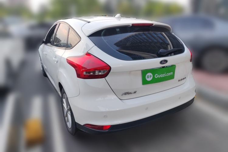 Used Ford Focus 2018 Hatchback Classic 1.6L Automatic Trendy SmartDrive Edition Rear Left 45 Deg