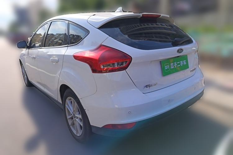 Used Ford Focus 2018 Hatchback Classic 1.6L Automatic Trendy SmartDrive Edition Rear Left 45 Deg