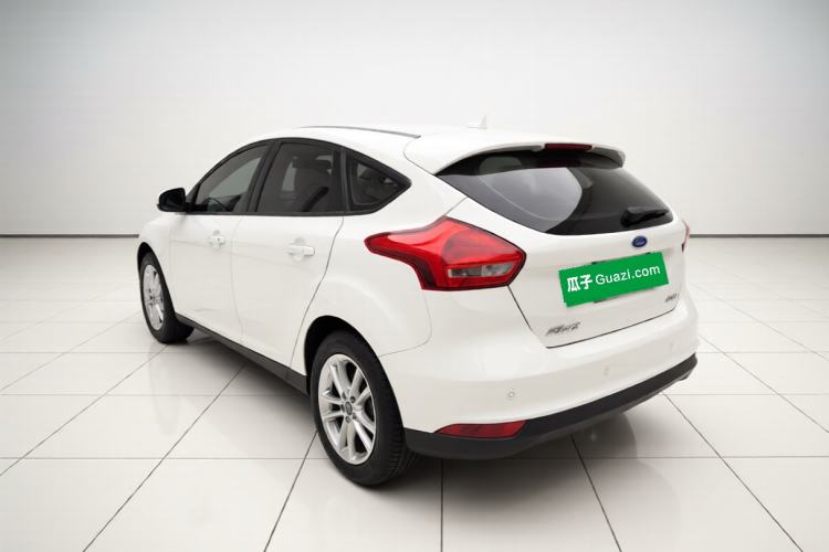 Used Ford Focus 2018 Hatchback Classic 1.6L Automatic Trendy SmartDrive Edition Rear Left 45 Deg