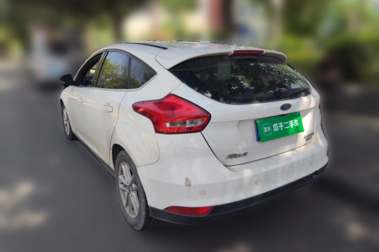 Used Ford Focus 2018 Hatchback Classic EcoBoost 180 Automatic Elite Model Rear Left 45 Deg