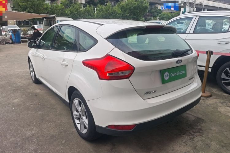 Used Ford Focus 2018 Hatchback Classic 1.6L Automatic Comfort Plus SmartDrive Edition Rear Left 45 Deg