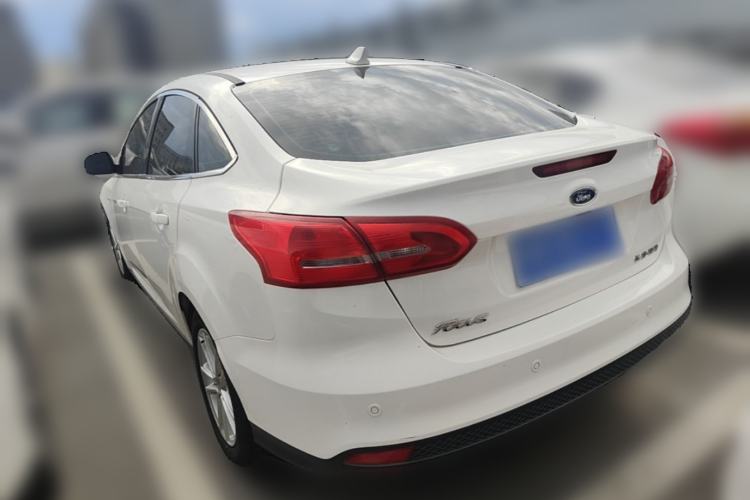 Used Ford Focus 2018 Sedan Classic 1.6L Automatic Trendy SmartDrive Edition Rear Left 45 Deg