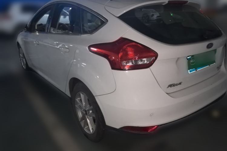 Used Ford Focus 2018 Two-Door Classic EcoBoost 125 Automatic Supercharged Style SmartDrive Edition Rear Left 45 Deg
