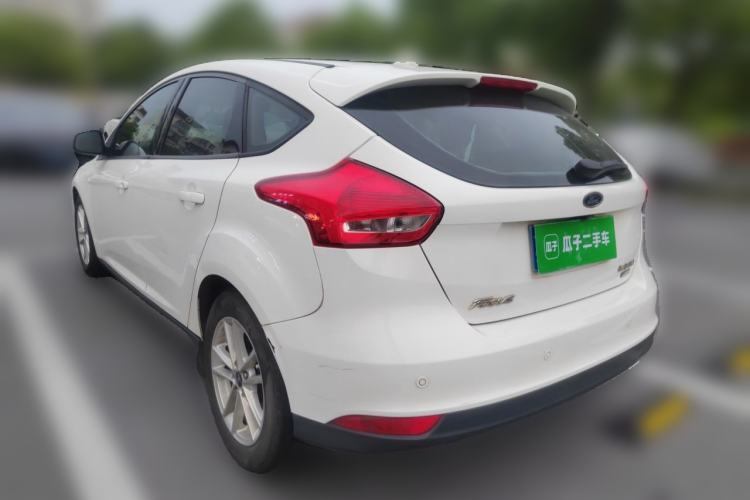 Used Ford Focus 2018 Two-Door Classic EcoBoost 125 Automatic Supercharged Style SmartDrive Edition Rear Left 45 Deg