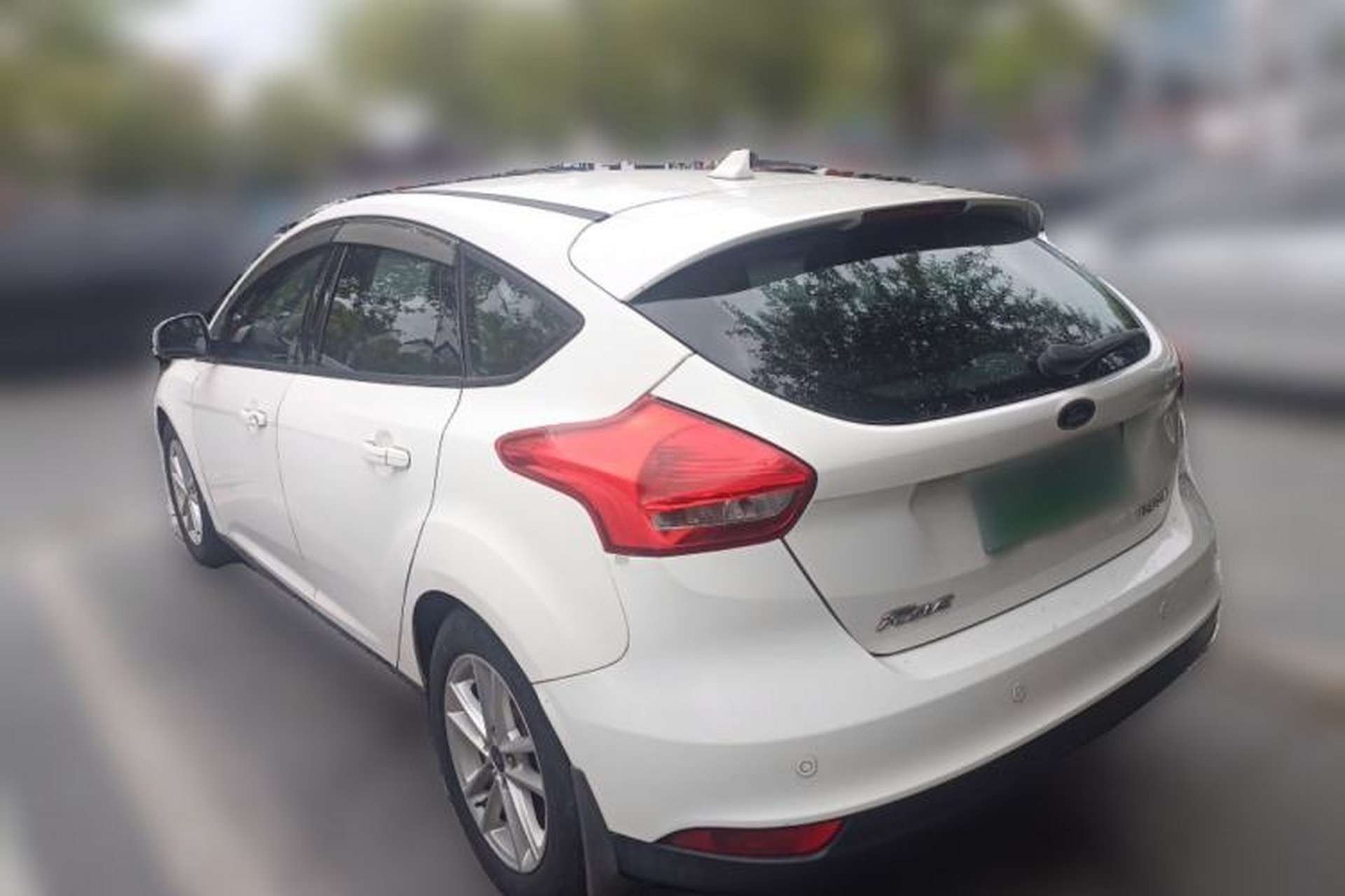 Used Ford Focus 2018 Hatchback Classic 1.6L Automatic Trendy SmartDrive Edition Rear Left 45 Deg
