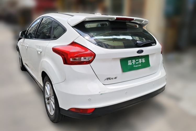 Used Ford Focus 2018 Hatchback Classic 1.6L Automatic Trendy SmartDrive Edition Rear Left 45 Deg
