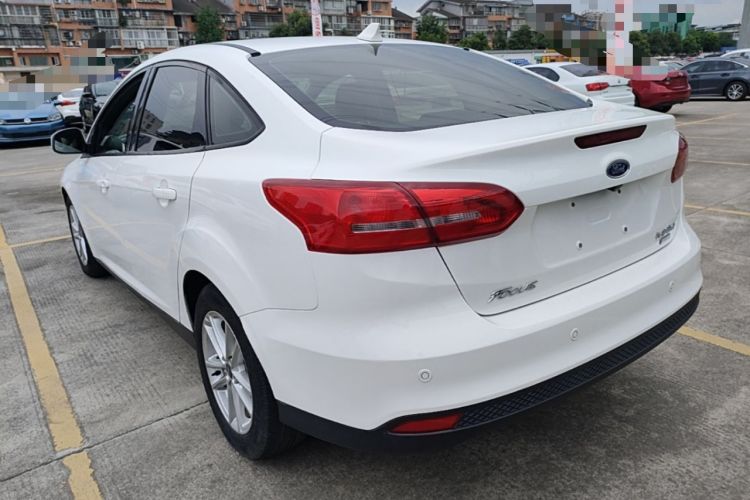 Used Ford Focus 2018 Sedan Classic EcoBoost 125 Automatic Supercharged Style SmartDrive Edition Rear Left 45 Deg