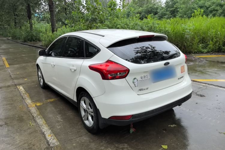Used Ford Focus 2018 Hatchback Classic 1.6L Automatic Comfort Plus SmartDrive Edition Rear Left 45 Deg