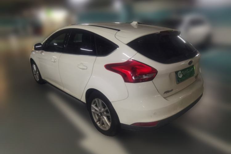 Used Ford Focus 2018 Hatchback Classic EcoBoost 180 Automatic Elite Model Rear Left 45 Deg