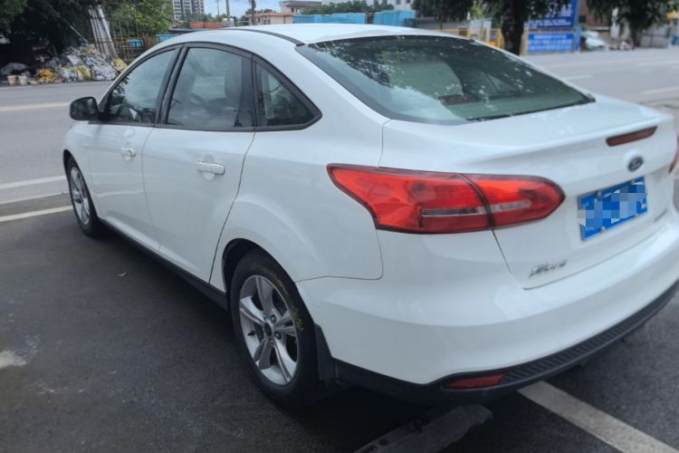 Used Ford Focus 2018 Sedan Classic 1.6L Automatic Comfort Plus Smart Drive Version Rear Left 45 Deg