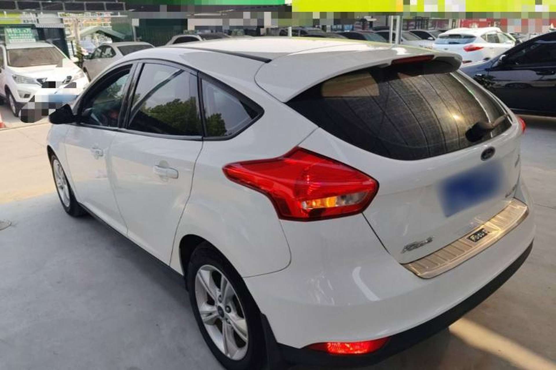 Used Ford Focus 2018 Hatchback Classic 1.6L Automatic Comfort Plus SmartDrive Edition Rear Left 45 Deg