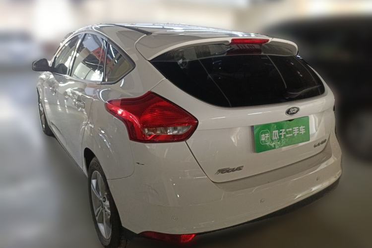 Used Ford Focus 2018 Hatchback Classic 1.6L Automatic Comfort Plus SmartDrive Edition Rear Left 45 Deg